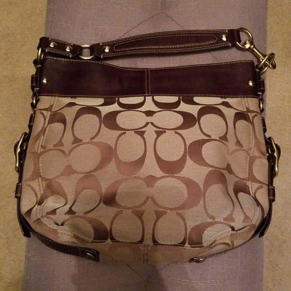 COACH ( F12657) SIGNATURE ZOE HOBO BAG - Picture 2 of 5